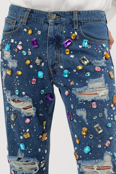 Boyfriend denim with appliqués